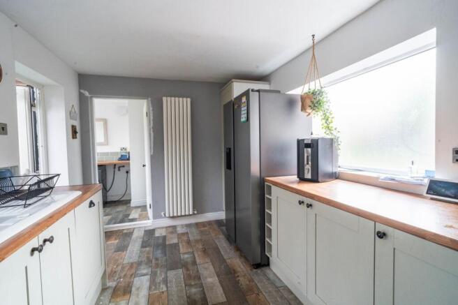 3 bed Terraced for sale Image 9