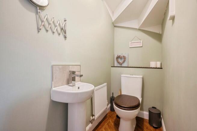 3 bed Semi-Detached for sale Image 9