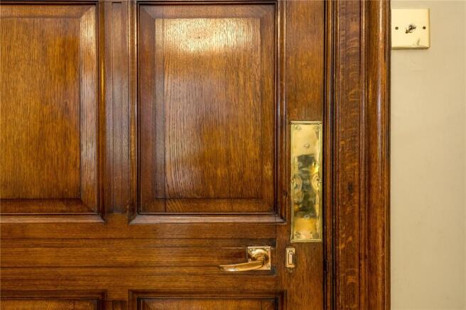 4 bed Semi-Detached for sale Image 7