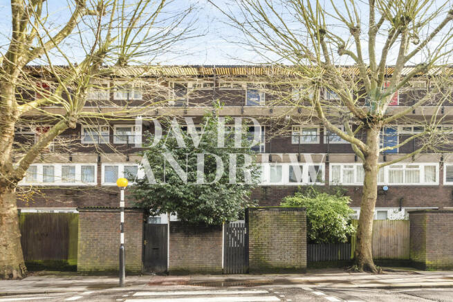 4 Levison Way N19...
