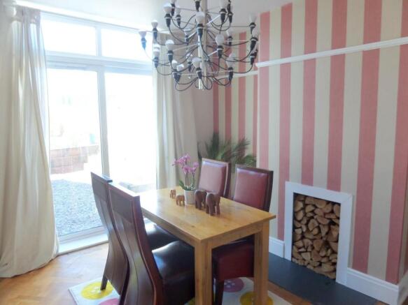 58 Bryniau Road 023.
