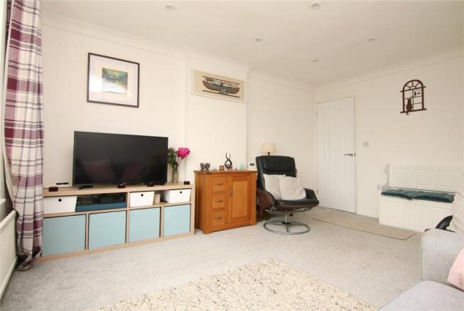 2 bed Semi-Detached for sale Image 4