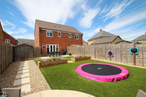 3, Millis Road, Carterton OX18 1PN