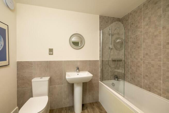 LE67 8JL_CedarLodge_2022-WEB-024.jpg