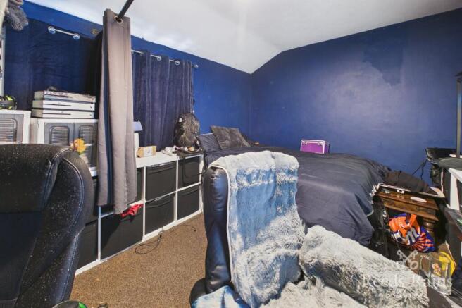 3 bed Semi-Detached for sale Image 8