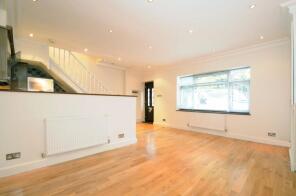 4, Rosebery Mews, Hornsey, London N10 2LG