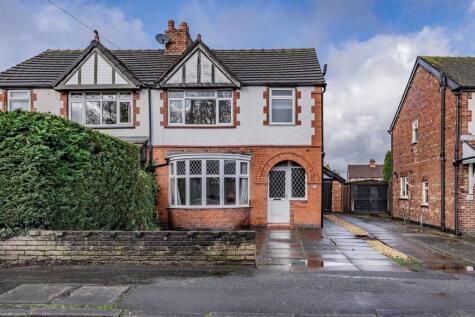 32 Hartford Road, Davenham, CW9 8JE