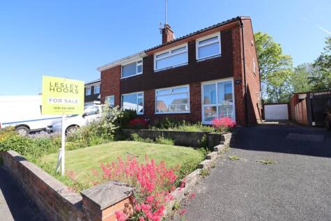 Brookhurst Avenue, Bromborough