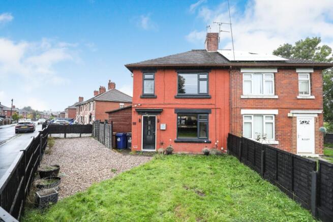 3-bed semi-detached on Grangewood Road, Stoke-on-Trent, Staffordshire, £150,000