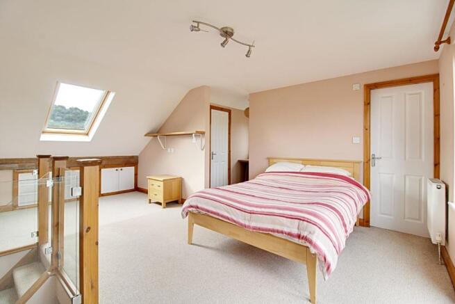 Bedroom One (2).jpg