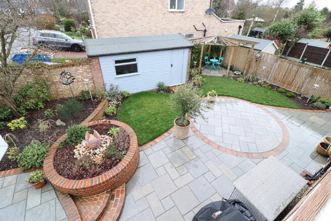 Patio & garden