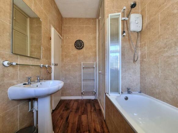 Photo 12