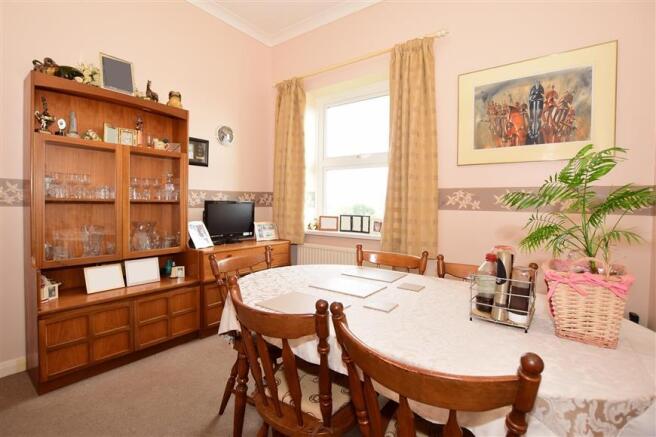 Dining Room/ Bedroom 3