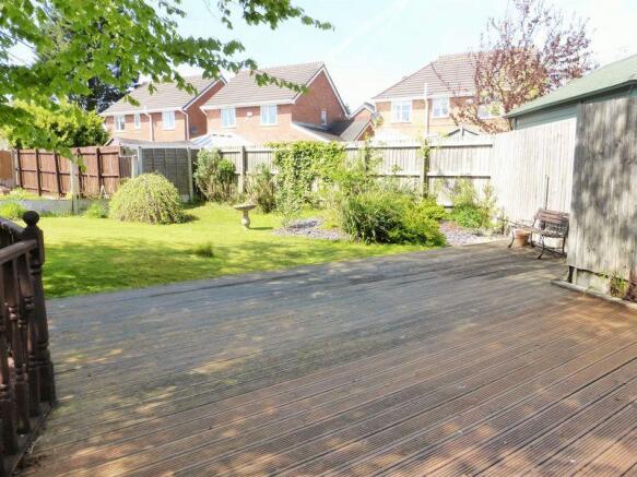 Rear Garden &a...