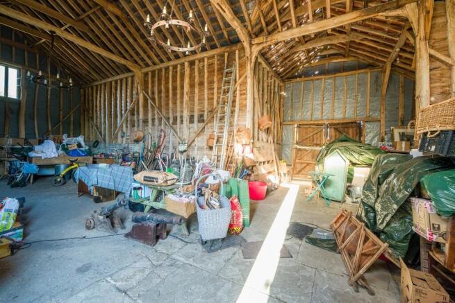 1440px-The Barn-2
