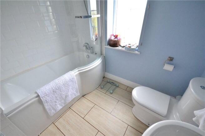 En-Suite Bathroom