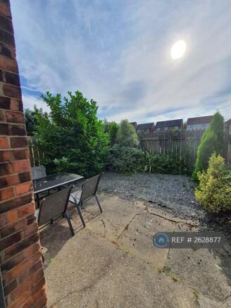 1 bed House Share to rent Image 8