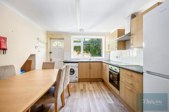 St Mary Magdalene Street, 42-010.JPG