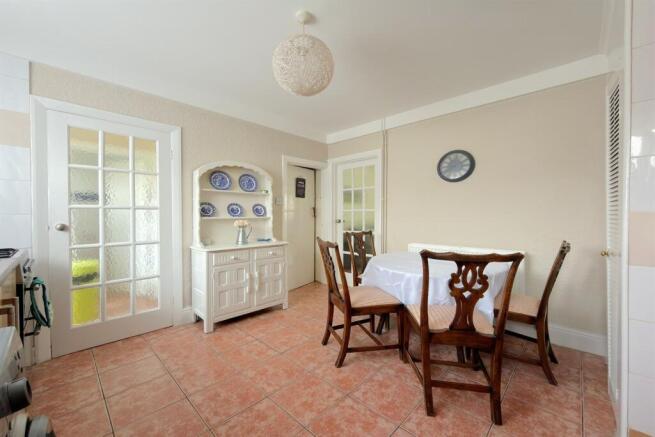 3 bed Terraced for sale Image 8