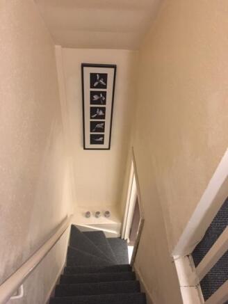 4 bed House Share to rent Image 4