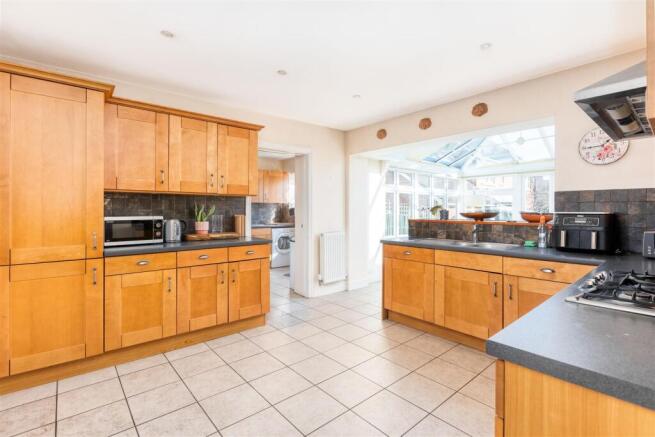 3 Dollimere Close-9.jpg