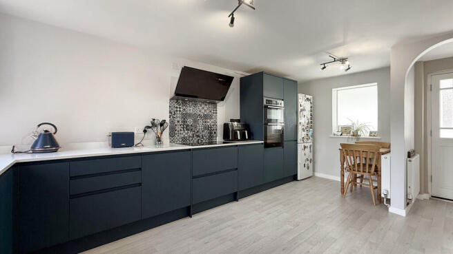 Kitchen/dining ro...