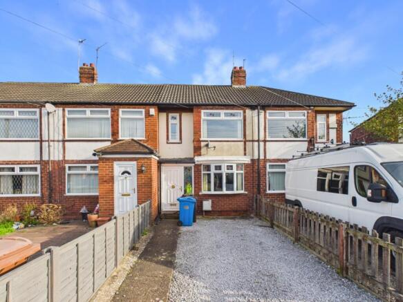 3-bed terraced on Bristol Road, Hull, HU5 5XN, £145,000
