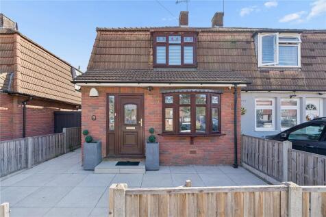 Walton Road, Romford, RM5