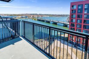 79, Granada House, Meridian Way, Southampton SO14 0FT