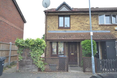 Sapphire Close, Dagenham