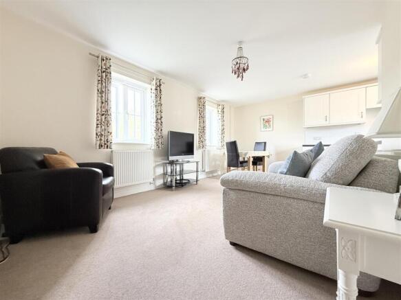 Open Plan Kitchen, Dining, Lounge