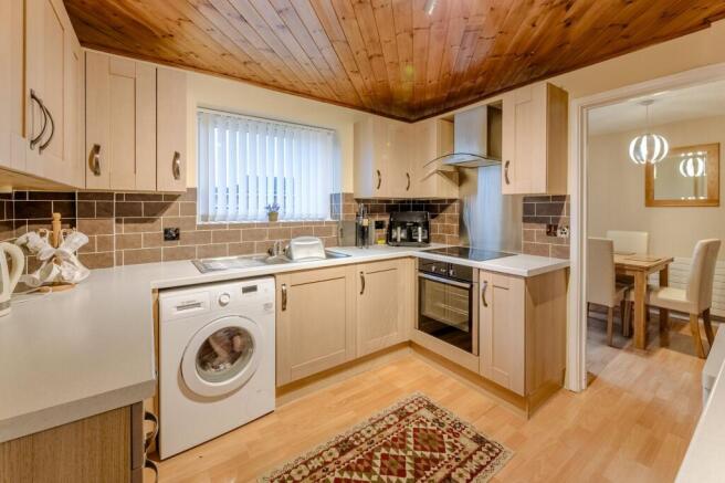 Field Close, Kidlington, OX5 photo 3