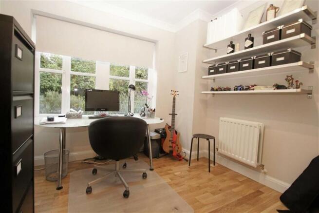 Photo 9