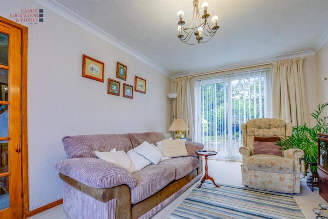 3 bed Semi-Detached for sale Image 4