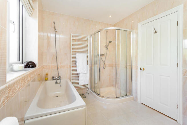Ensuite