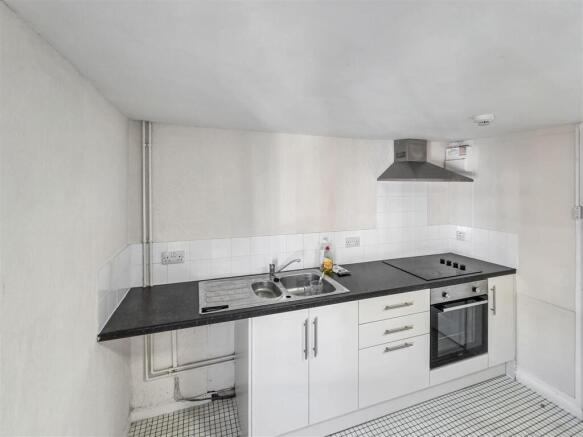 Kitchen/Lounge