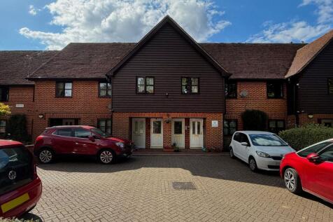 Pound Lane, Elham, CT4