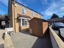 139, Dorrington Close, Luton LU3 1XP