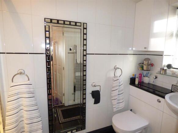 ANNEXE EN SUITE 28 POPLAR.JPG
