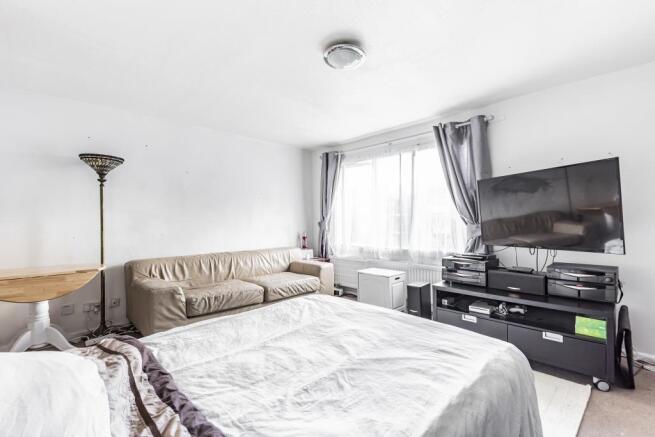 Living area/bedroom