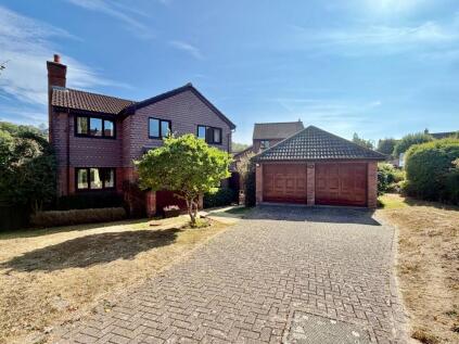 Lawn Drive, Chudleigh, TQ13