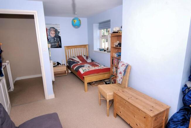 Photo 12