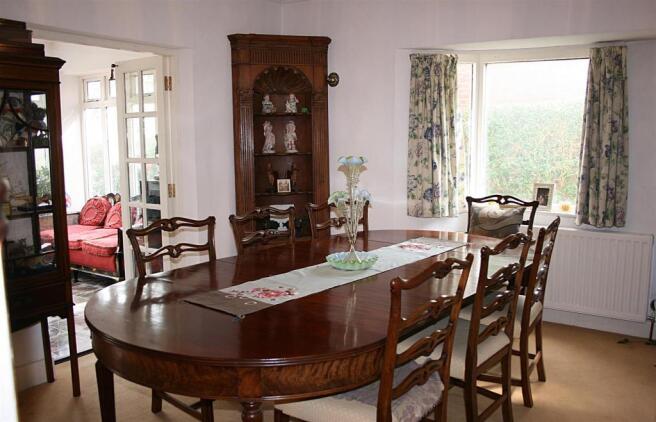 diningroom.JPG