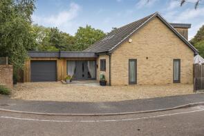 8, Meadow Walk, Great Abington CB21 6AZ
