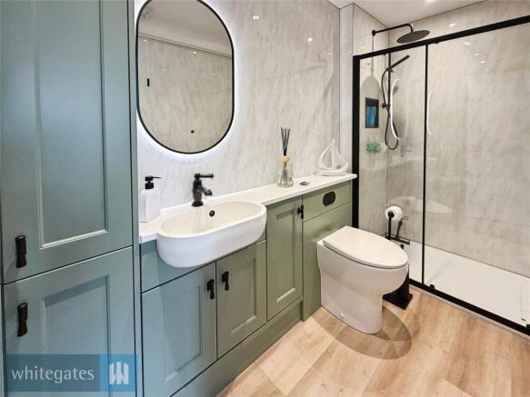 2 bed Detached for sale Image 8