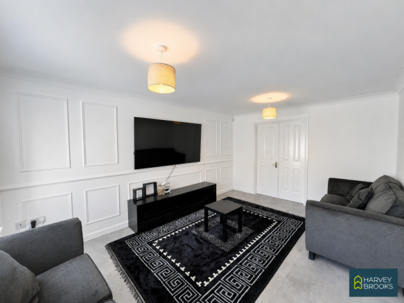 4 bed Detached for sale Image 4