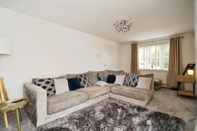 3 bed Detached for sale Image 4