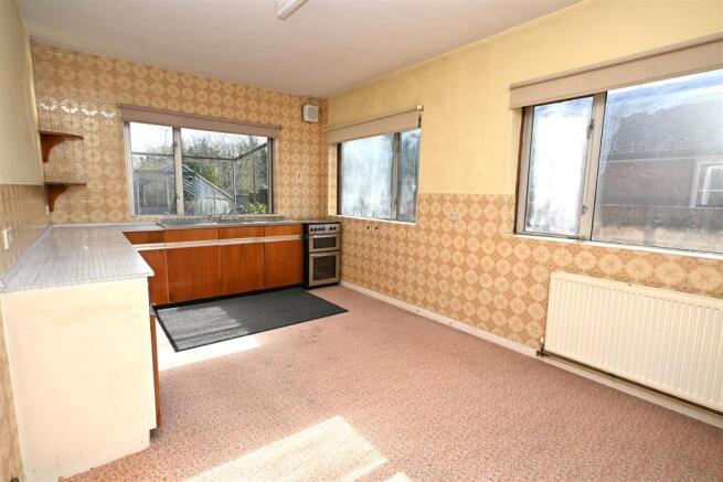 Kitchen/ Breakfast room