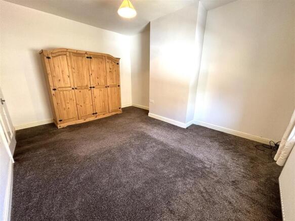 1 bed Terraced for sale Image 5