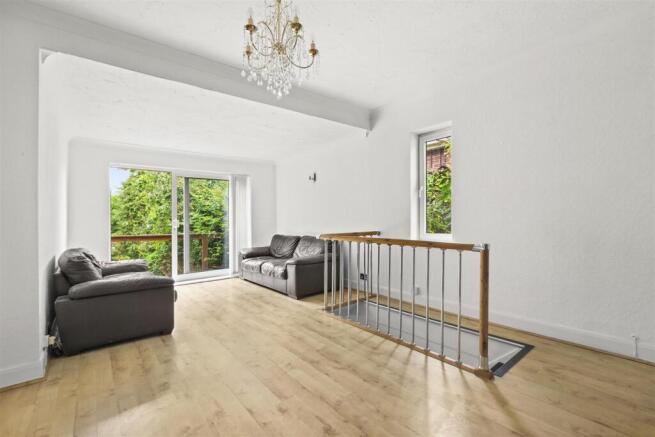 Totteridge Road-7.jpg